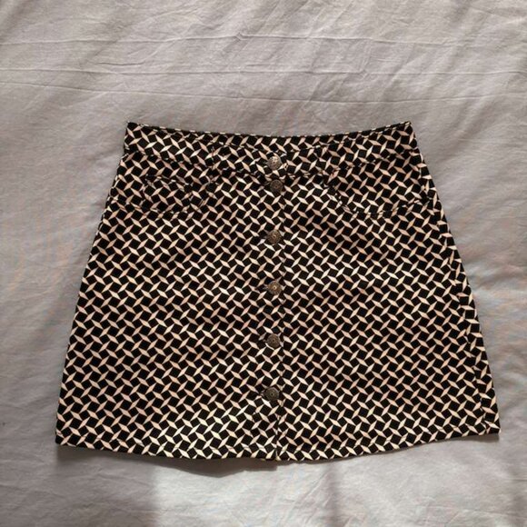 LOB Black & White Geometric Print Mini Skirt - Picture 1 of 9